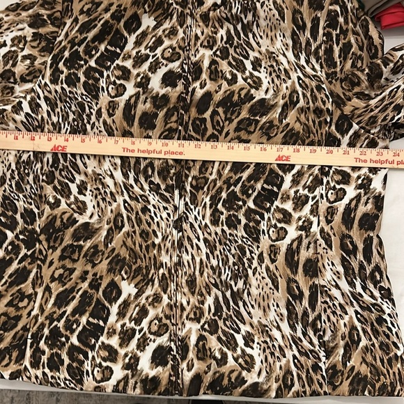 Chico's Weekends Animal Print Lightweight Fall Zip Front Jacket Sz 3 - Picture 10 of 11